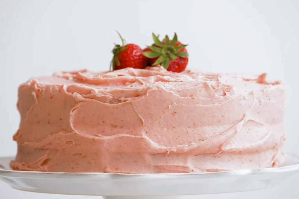 strawberry cake final