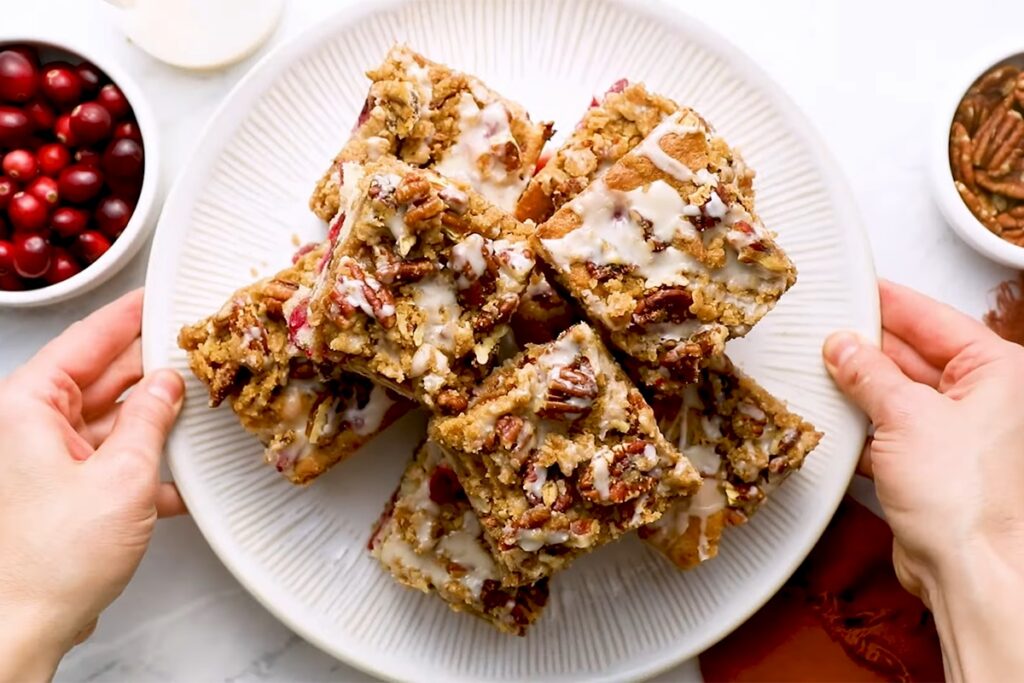 easy Cranberry Pecan Cake