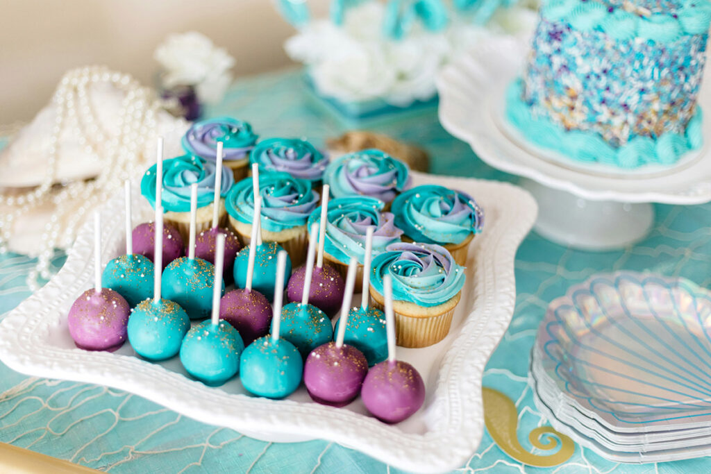 cake pops on tray